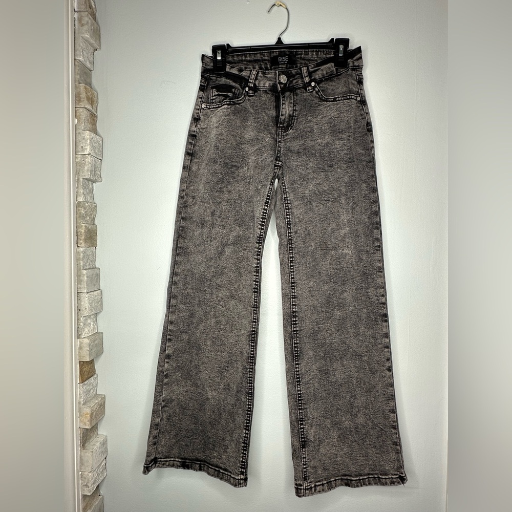 Rise Supply Co. Grey Acid Wash Mid-Rise Jeans – Preowned